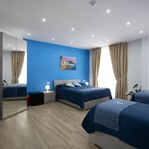 Bed & Breakfast Giuly &, Napels